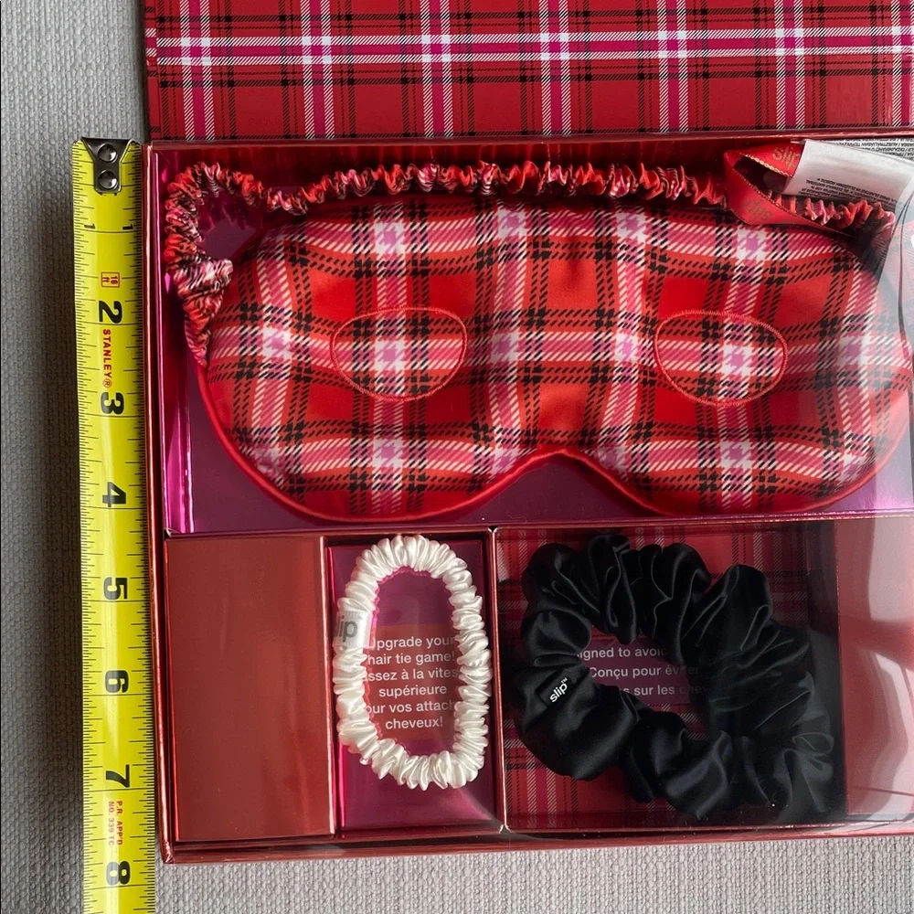 SLIP Hazel Beauty Sleepover Set (Limited Edition) - Picture 11 of 13